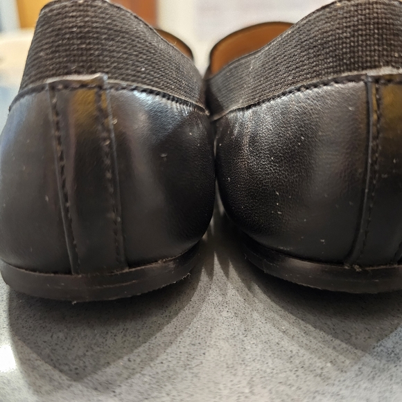TORY BURCH • Black Leather Ballet Loafers • Size 5M - Picture 8 of 11